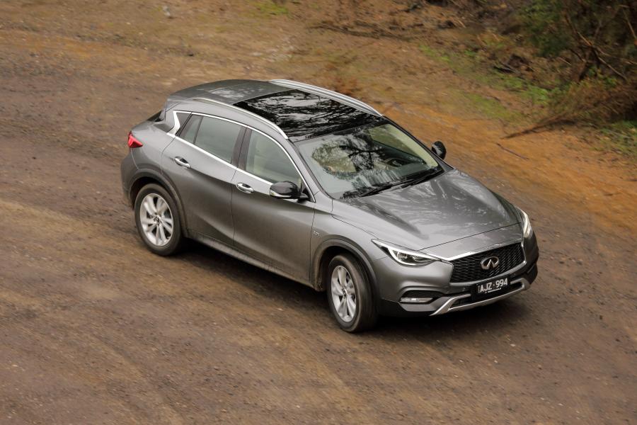  Infiniti QX30 2.0t AWD 2016 года  (AU) (фото 7 из 30)